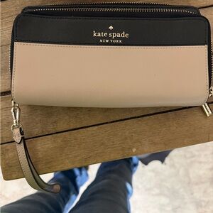 Kate Spade Black and Cream Wallet